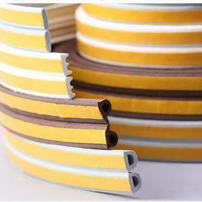 100%PP スタイルの高さ 25mm 幅 50mm ドアシール アルミ窓とドアのためのゴムガスケット