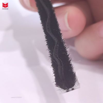7*8 3p2l ウールパイル 天気帯 扉と窓のシールのためのプラスチックフィン 黒/灰色/茶色/白色/その他 耐久性100%PP