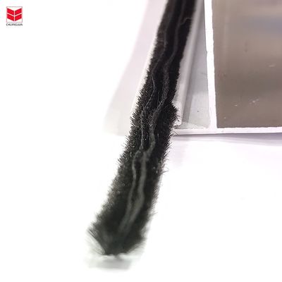 7*8 3p2l ウールパイル 天気帯 扉と窓のシールのためのプラスチックフィン 黒/灰色/茶色/白色/その他 耐久性100%PP